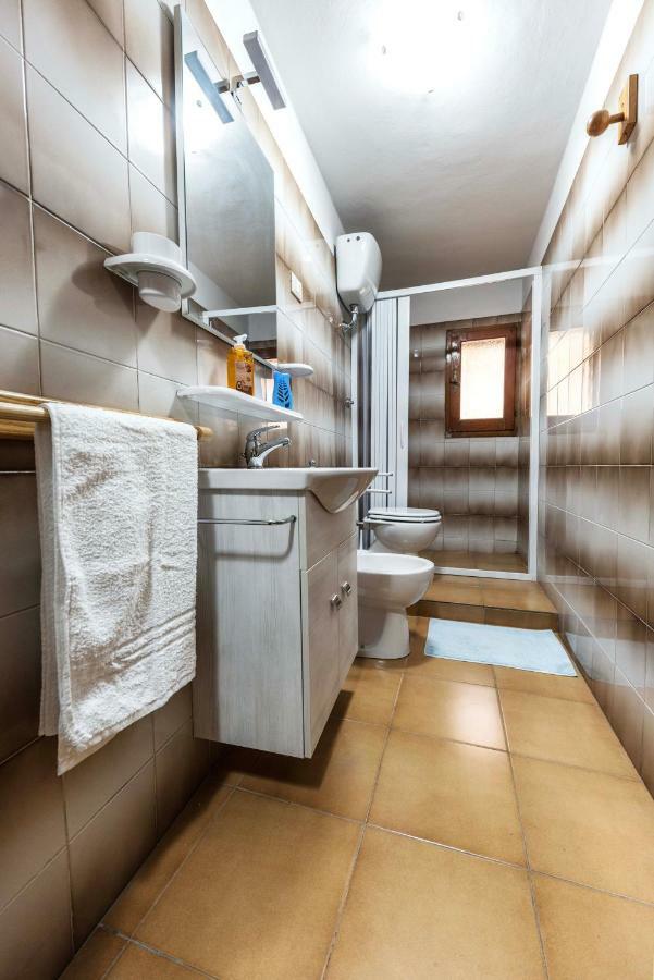 Appartamento Casa Erika Palaia Esterno foto