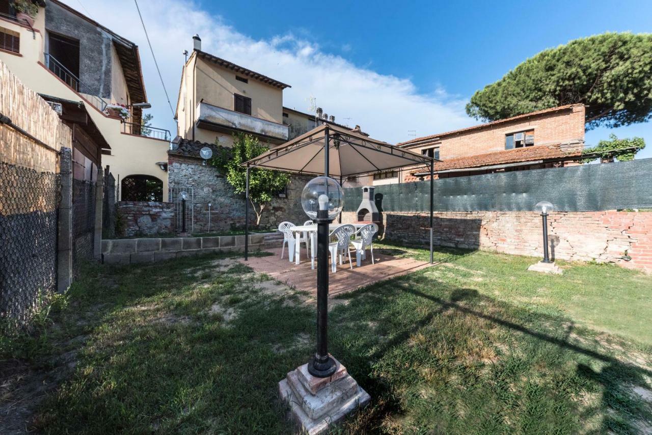 Appartamento Casa Erika Palaia Esterno foto